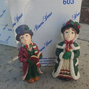 Princess House Festive Caroler Figurines - Red and Green